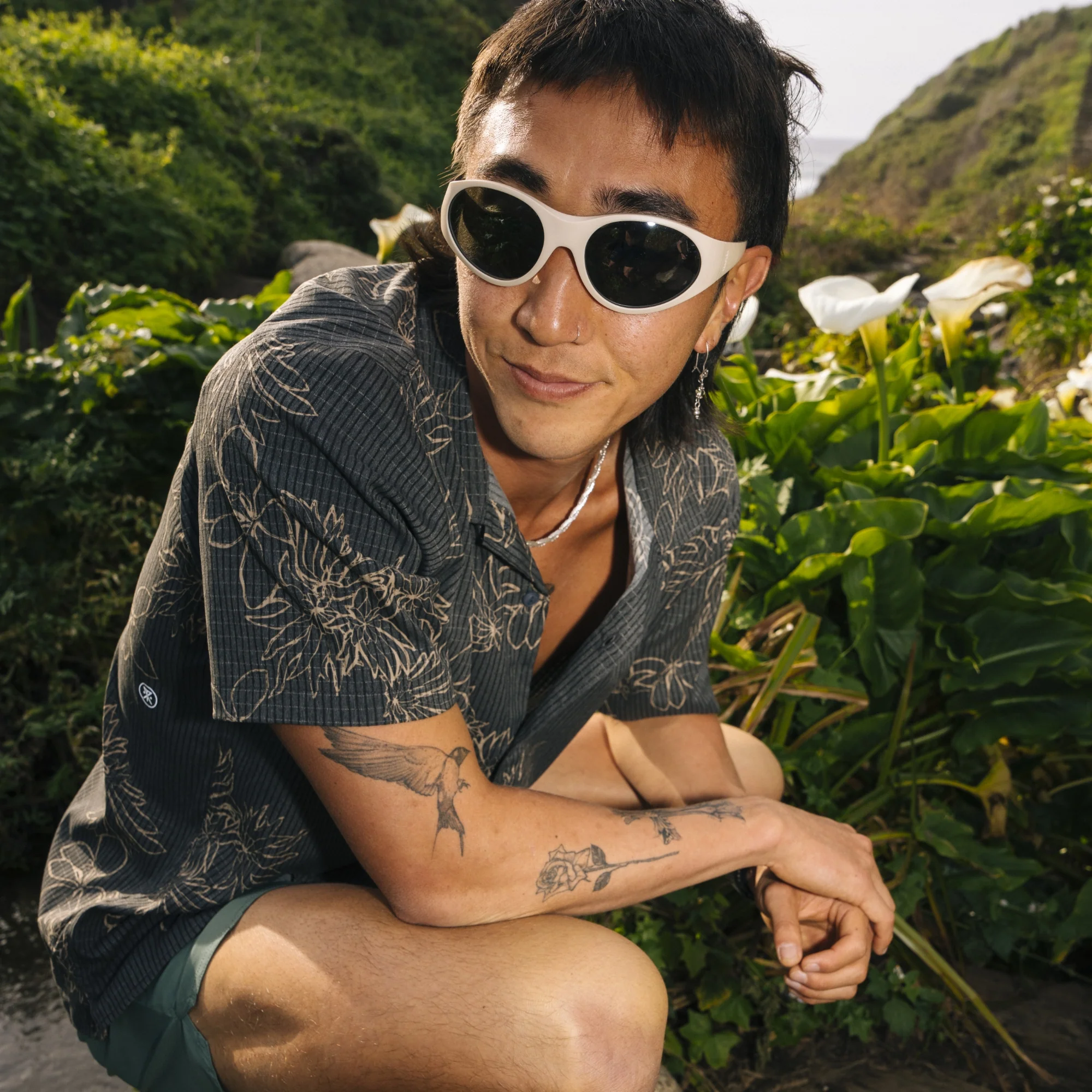 Bless Up Trail Button Up Shirt - Onyx Floral - Image 3