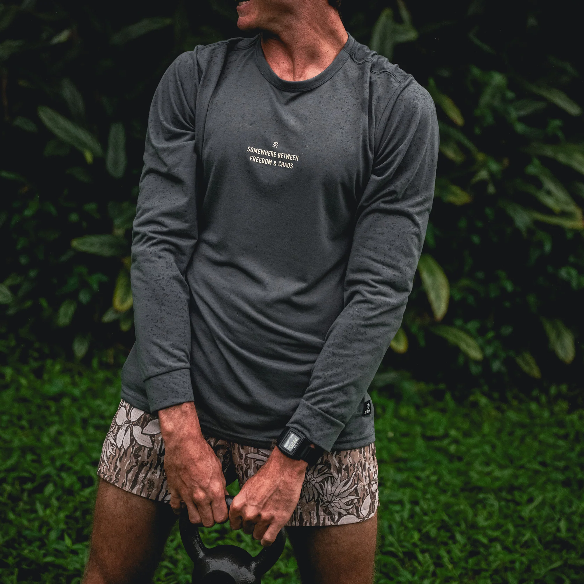 Mathis Active Long Sleeve Tee - Charcoal - Image 4