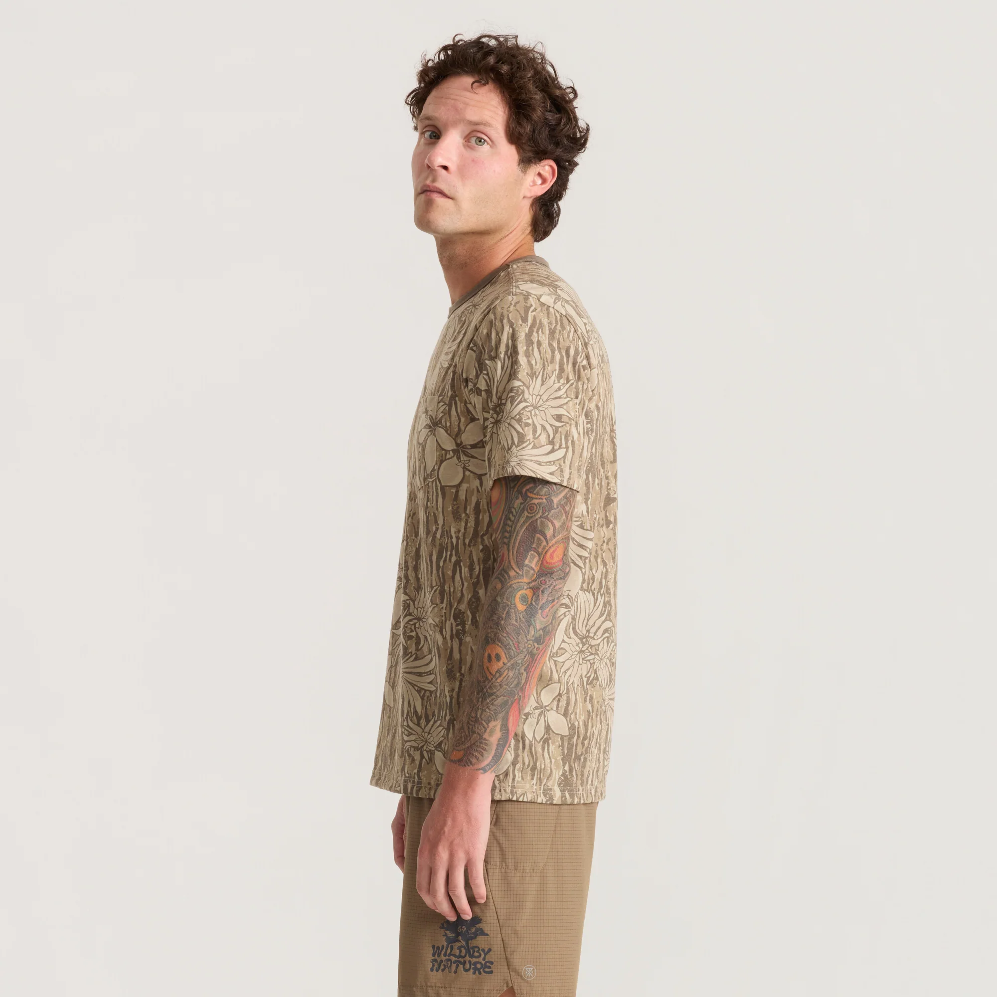 Mathis Active Tie Dye Pocket Short Sleeve Tee - Khaki Tie Dye - Image 7