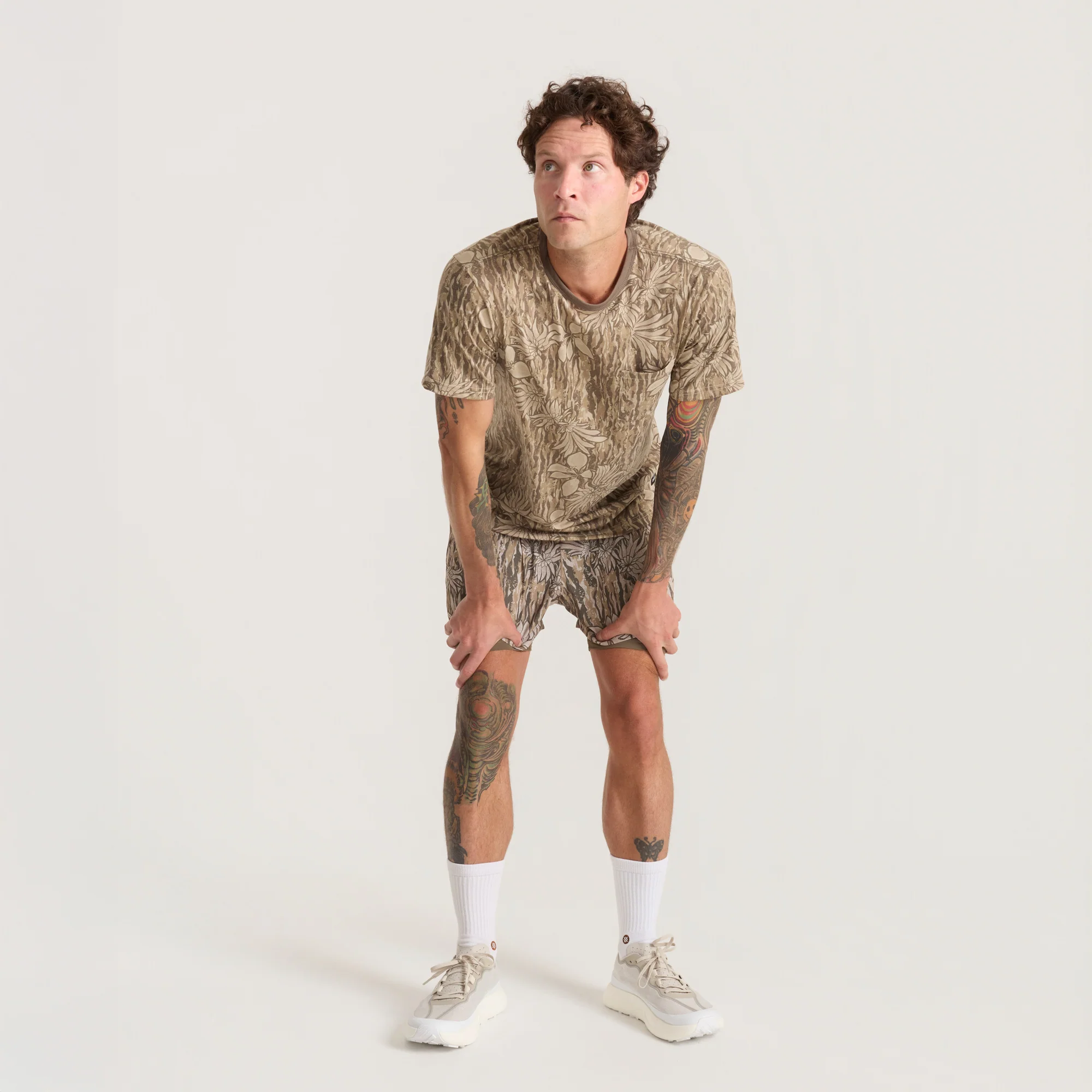 Mathis Active Tie Dye Pocket Short Sleeve Tee - Khaki Tie Dye - Image 9