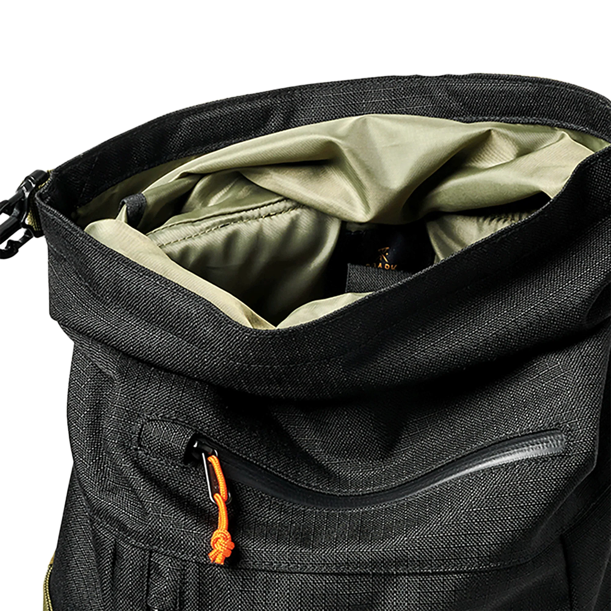 Passenger 27L 2.0 Bag - Black - Image 10