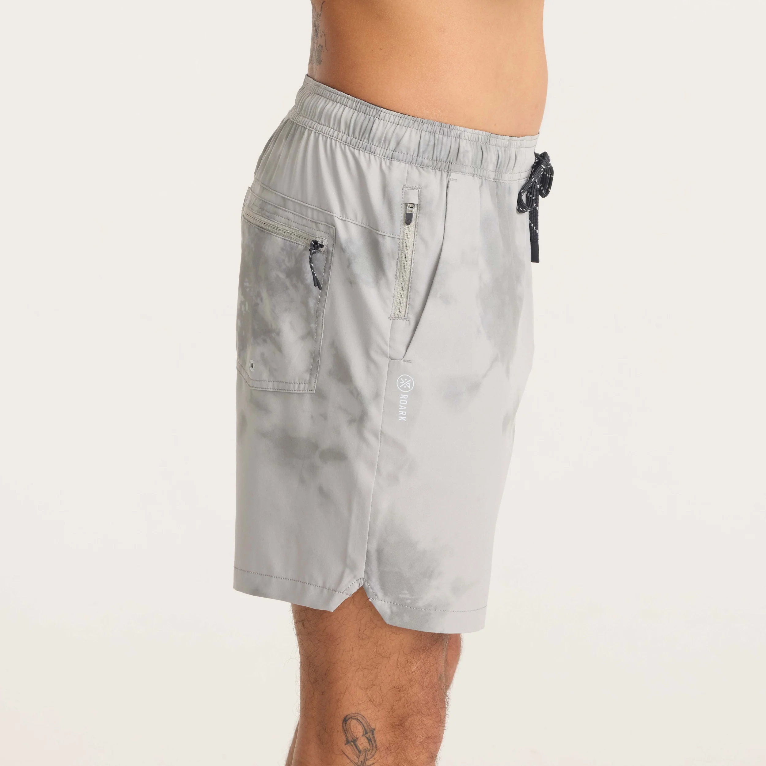Serrano 7" Active Stretch Shorts - Ghost Grey - Image 9